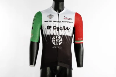 Calidad decente hombres mujeres ciclismo Jersey manga corta manga larga venta al por mayor